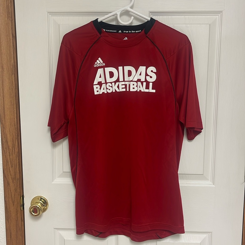 Adidas Basketball Performance Shirt Men’s Medium ‼️🏀